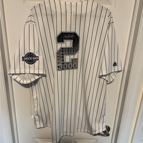Majestic MLB Derek Jeter 3000 Hits Jersey XL - Picture 7 of 8